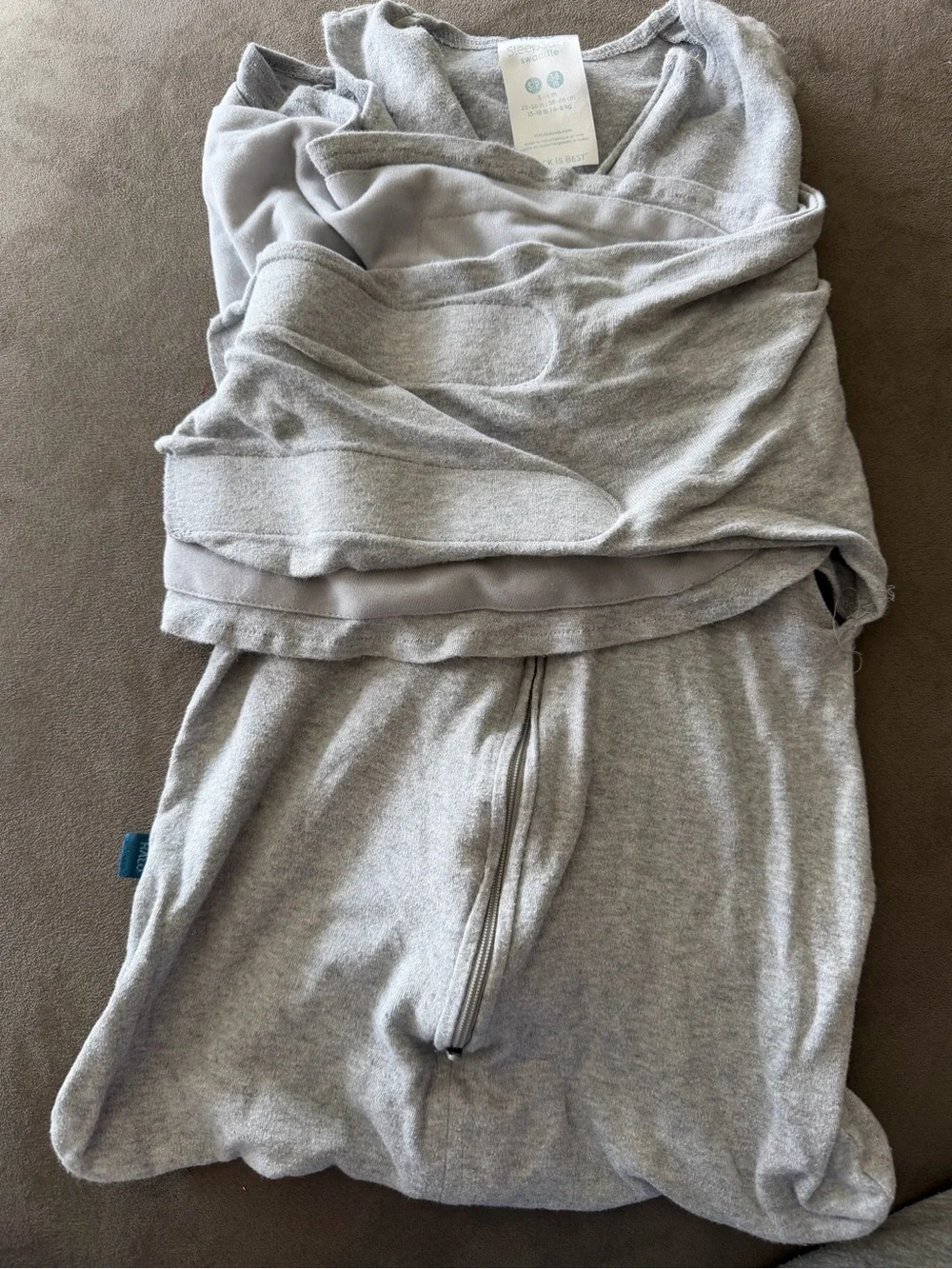 Halo soft gray