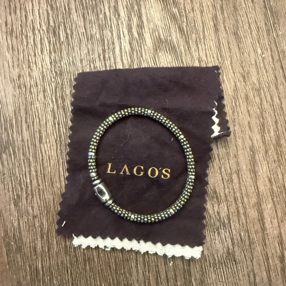 LAGOS timeless versatile