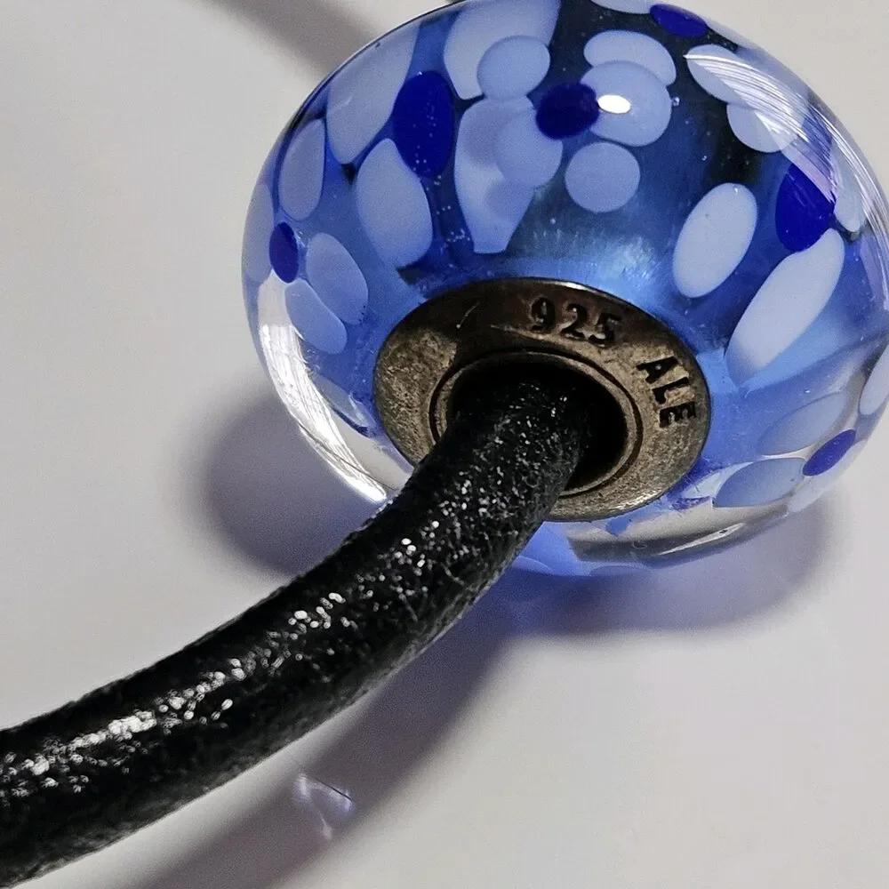 Pandora black cord