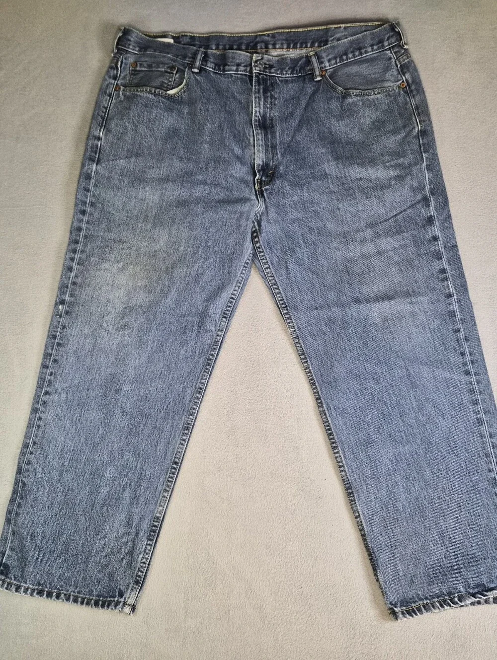 Levis levi 550