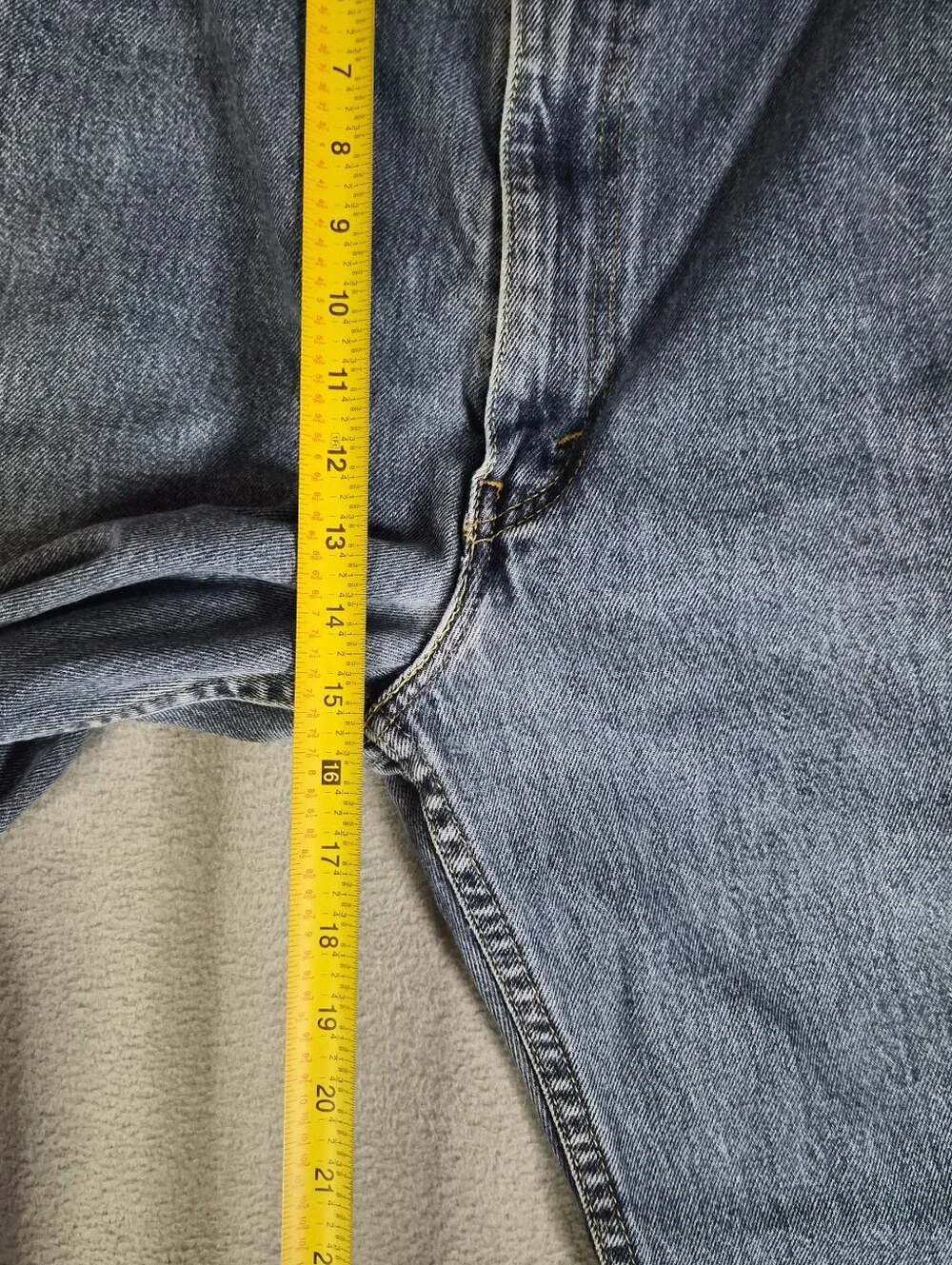 Levis levi 550