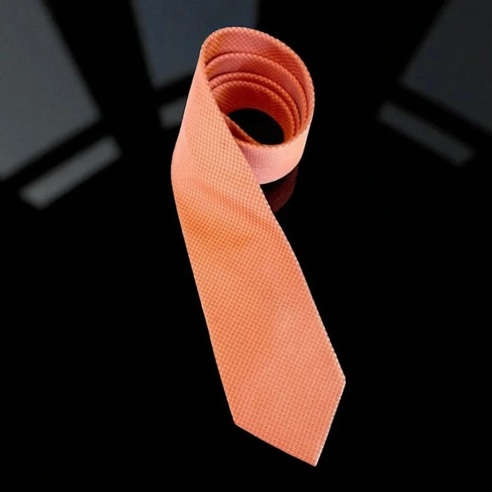 Brioni silk tie
