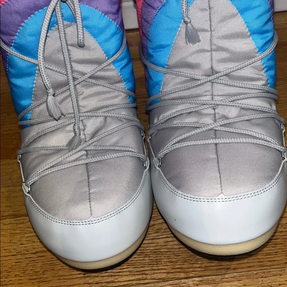 Moon Boot new without