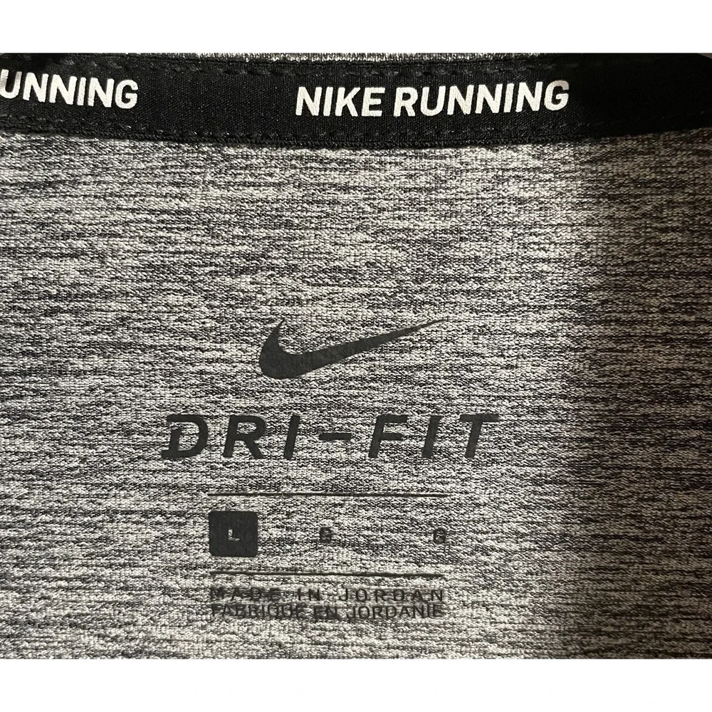 Nike activewear read