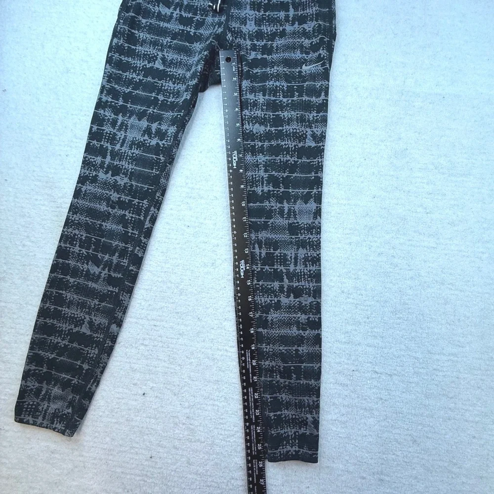 Nike excellent back