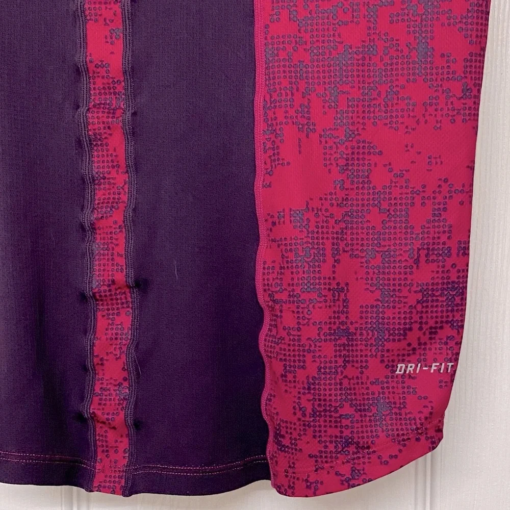 Nike pink print