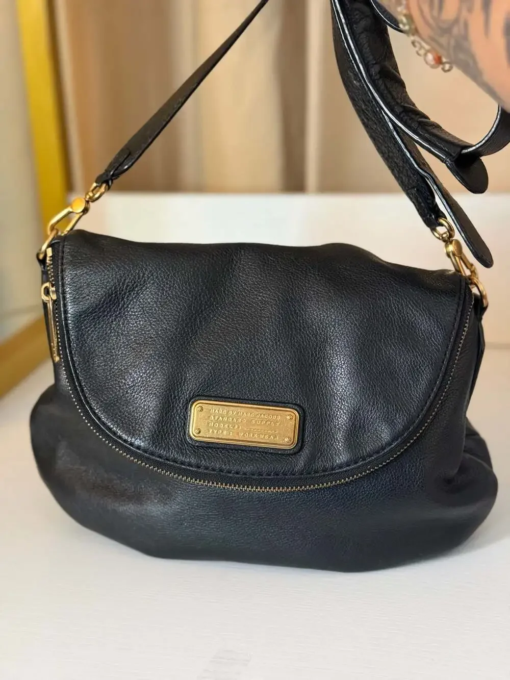 Marc Jacobs Authentic Black Leather Crossbody Purse Handbag Pebbled