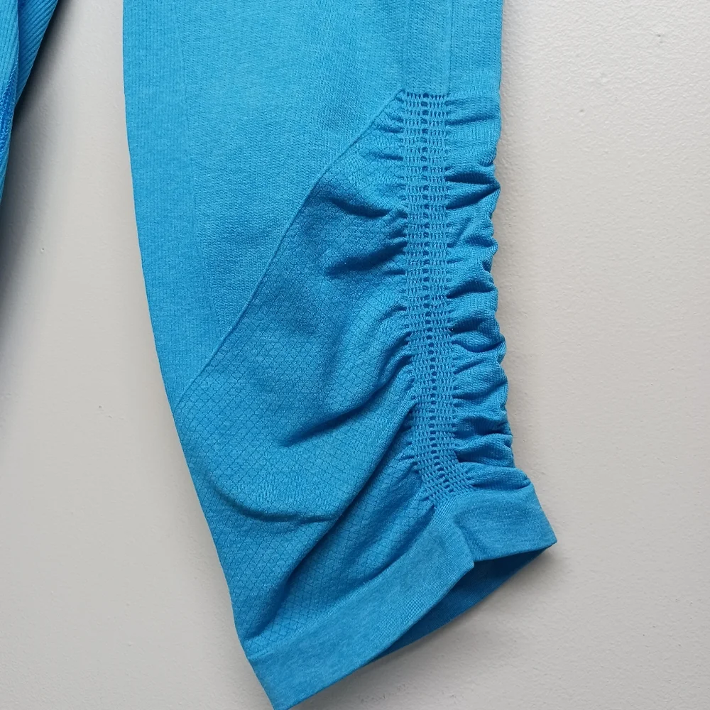 Lululemon Blue Legging Shorts Women 6 Stretch Compression Waist Band Athleisure