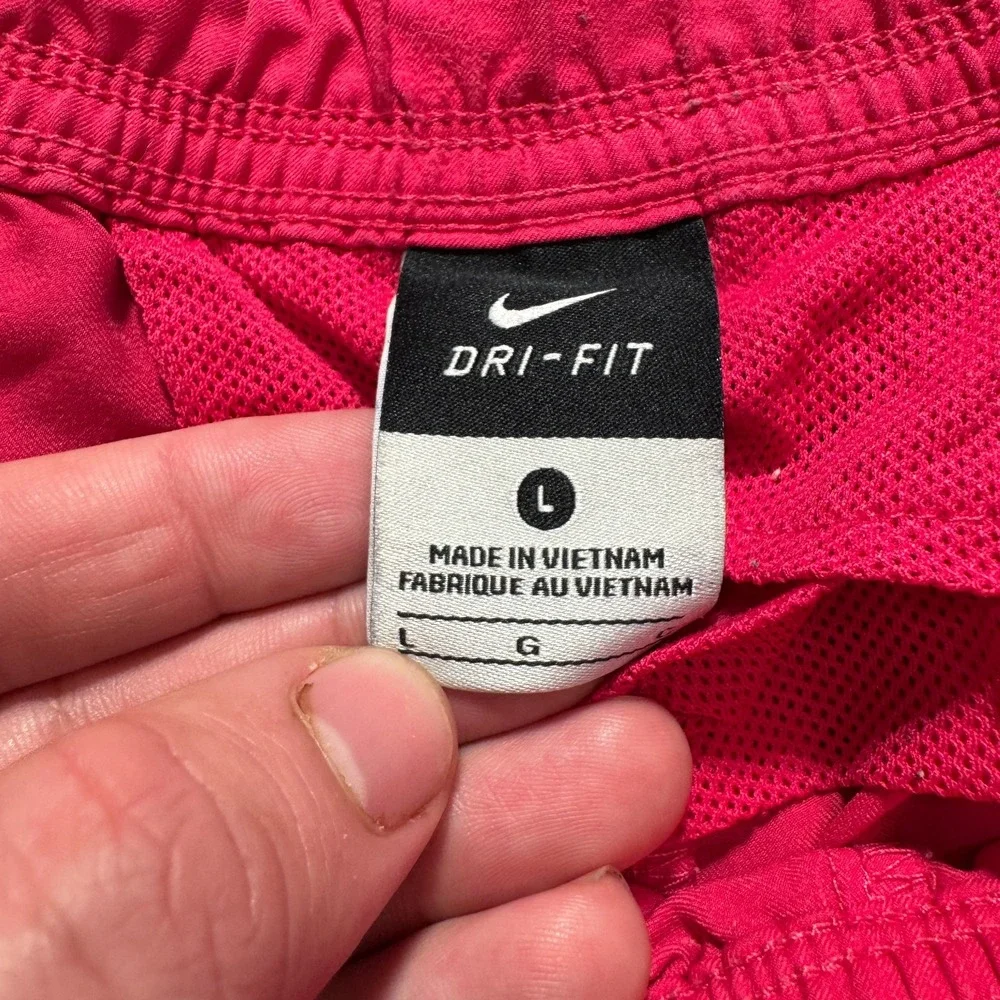 Nike Shorts Womens Large Pink Drawstring Temp Running Outdoor‎ Athletic Fitness