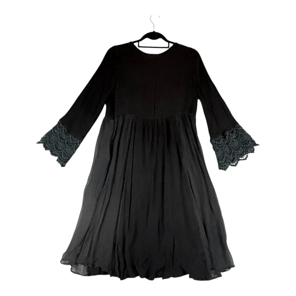 Free People detailing look crinkled