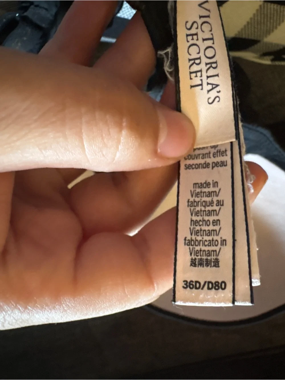 Victorias Secret smooth molded