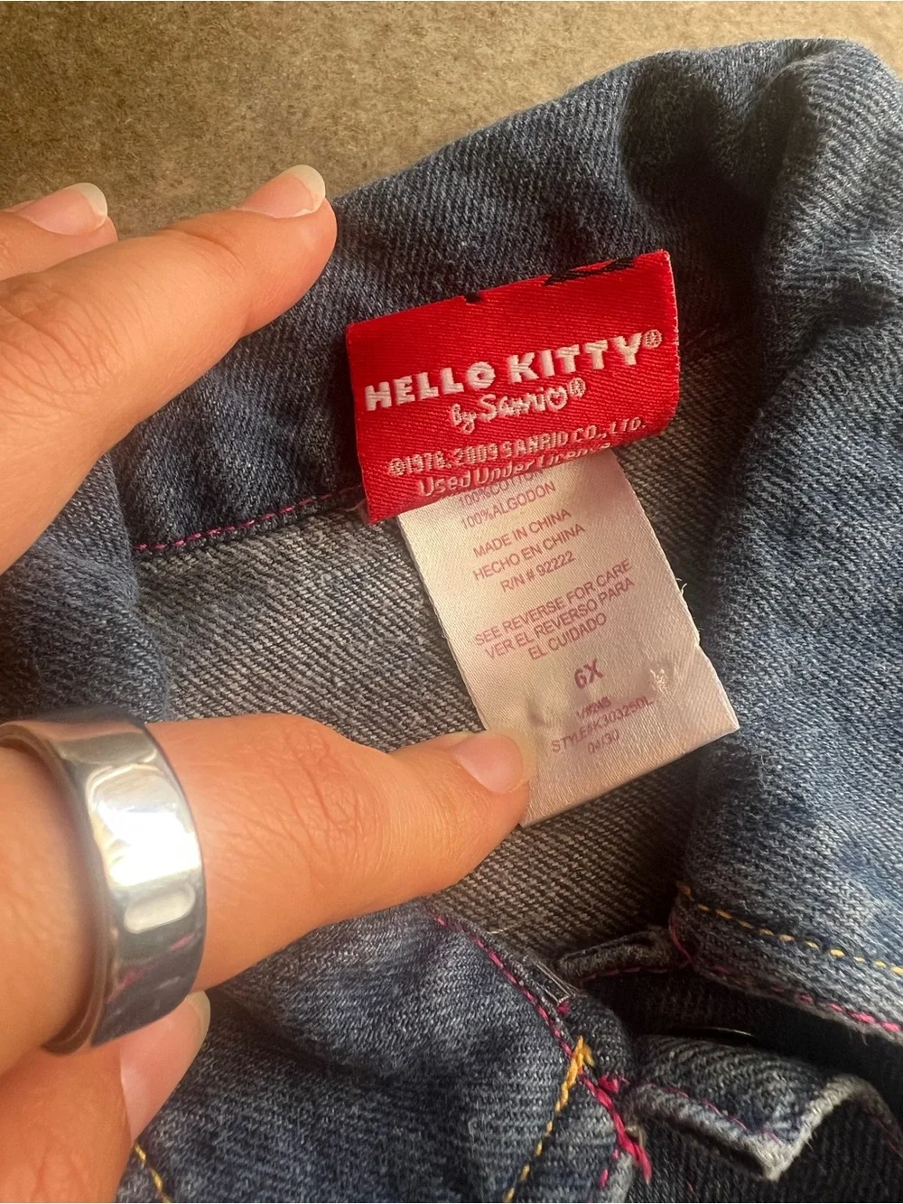 Hello Kitty sleeveless denim