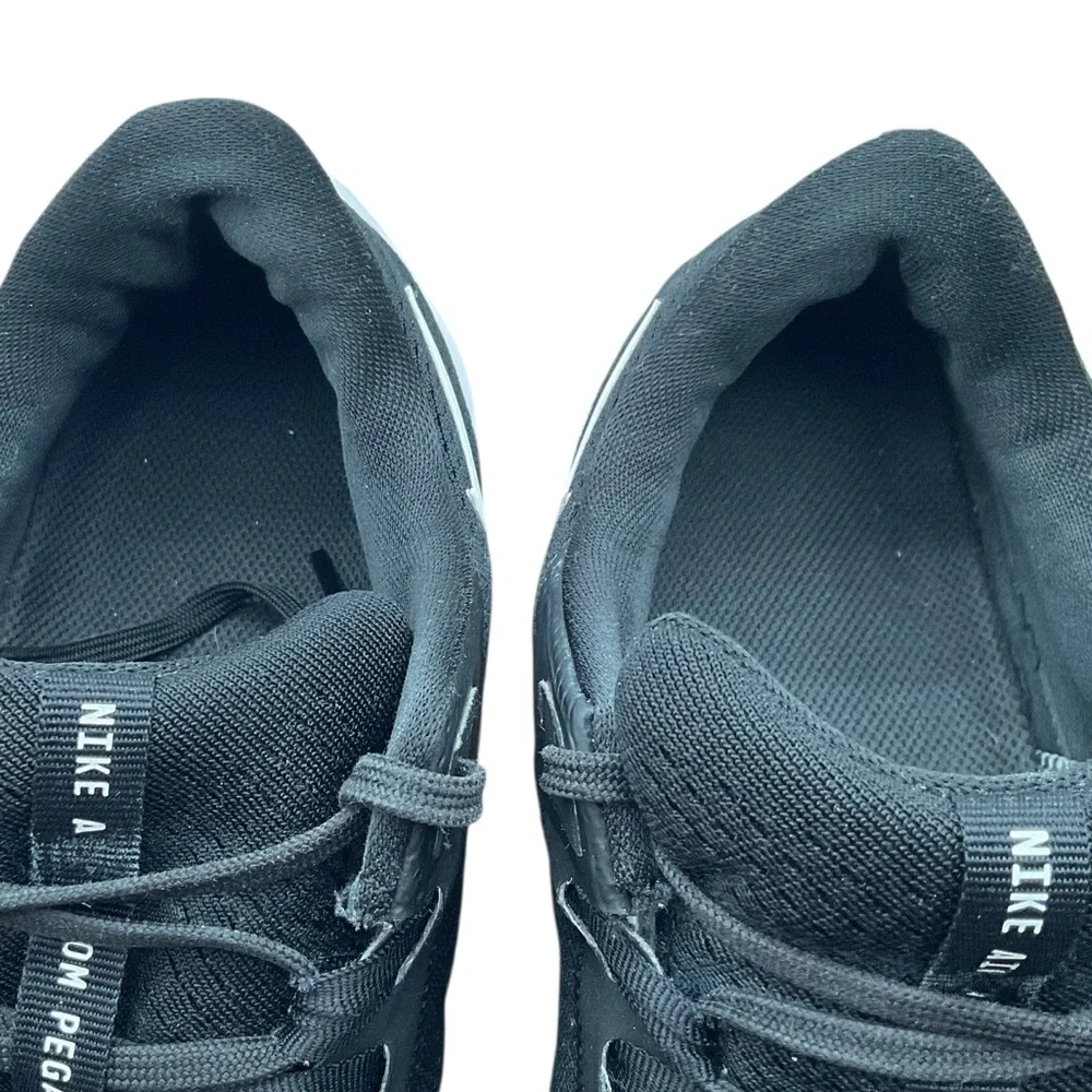 Nike sleek black