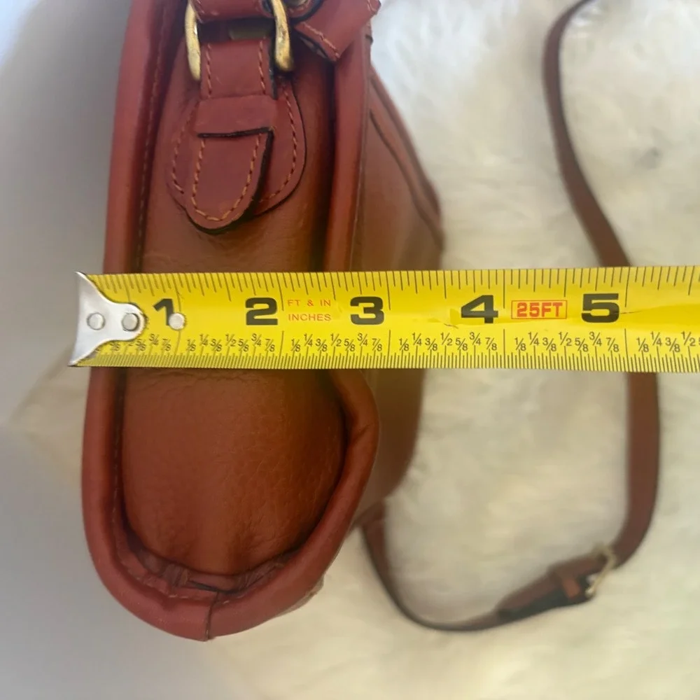 Liz Claiborne fit issues tone