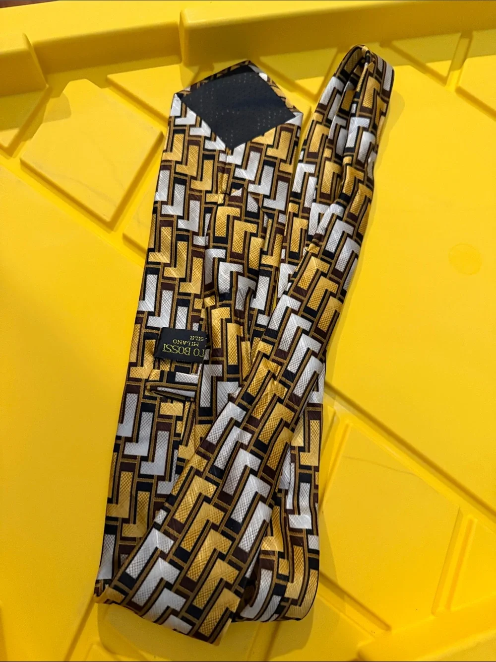 Oro Bossa Geometric Yellow Silk Tie