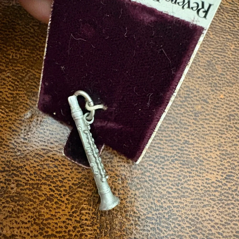 revere this vintage