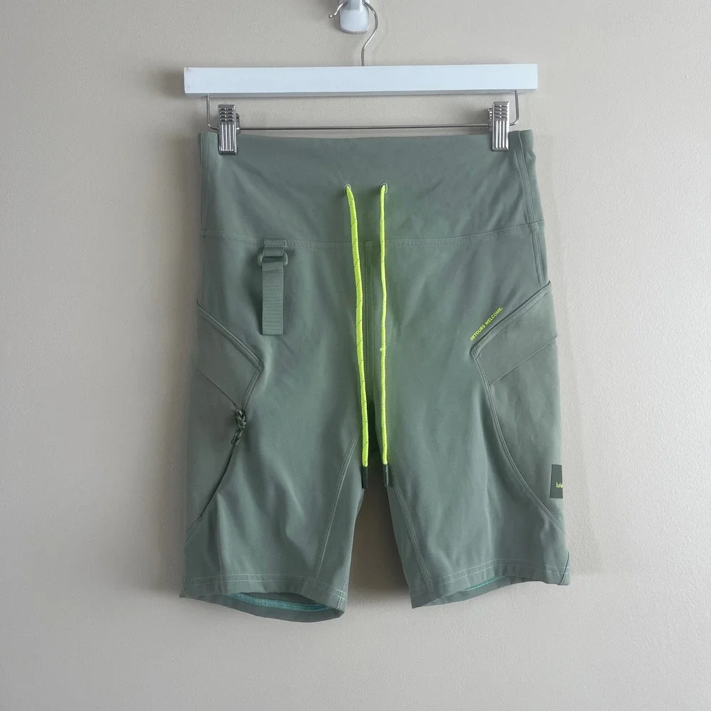 Lululemon Hike Bike Short High Rise Sage Green Cargo Zip Pocket Size 8