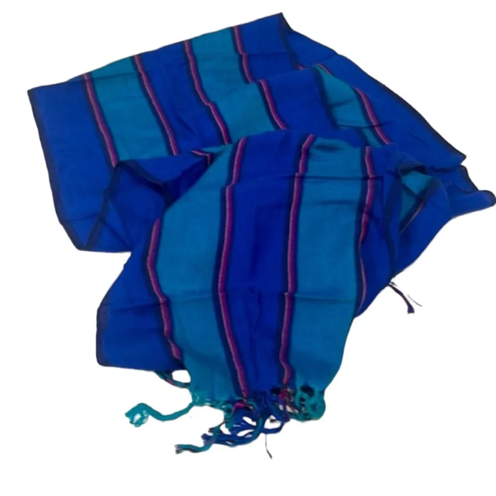 N/A blues turquoise