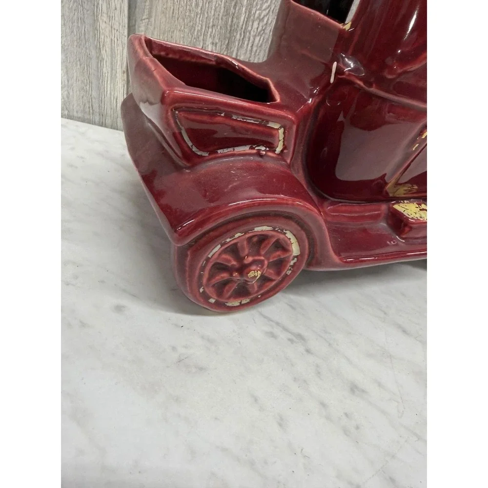 The Unbranded Brand vintage ceramic