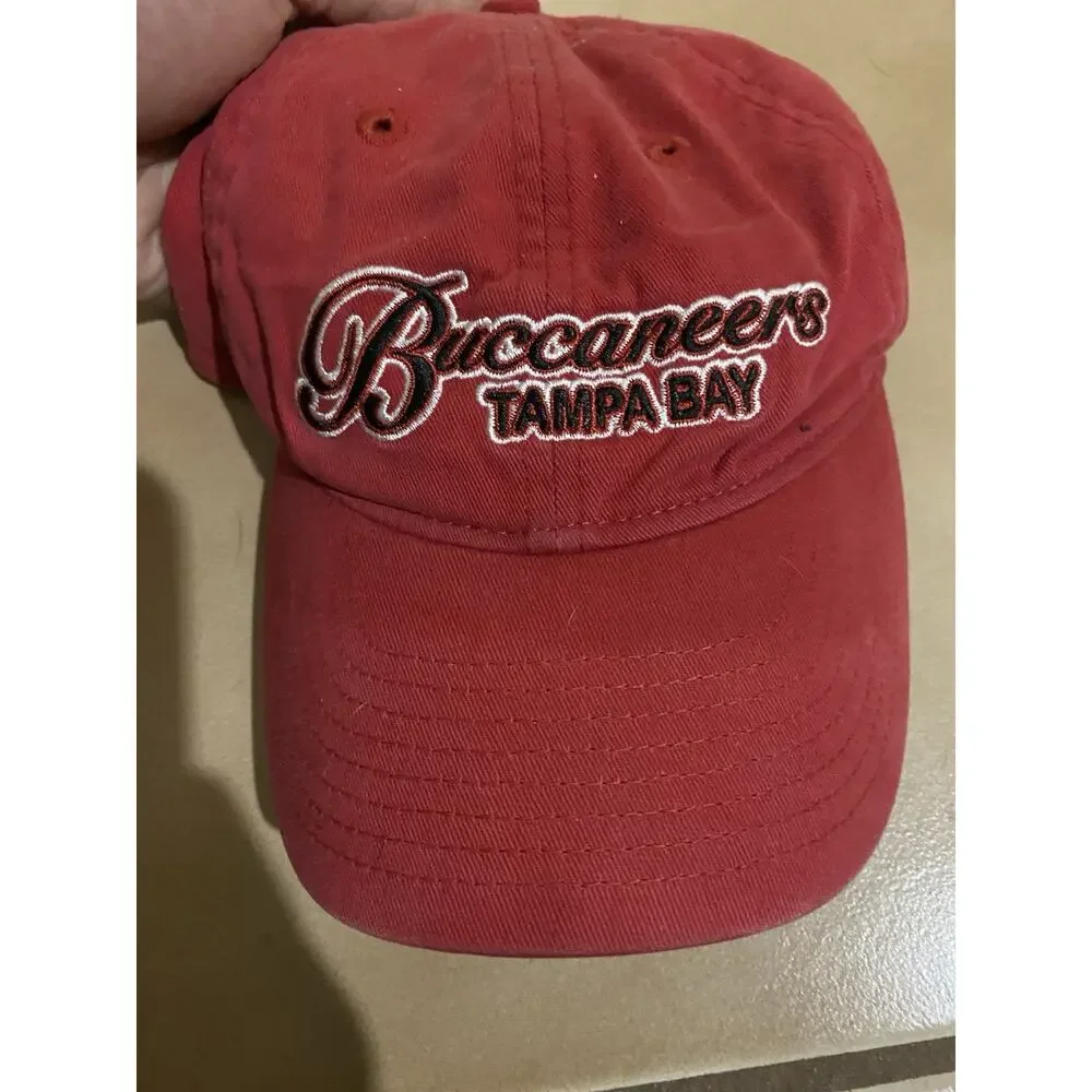 Tampa Bay Buccaneers Vintage Dads Cap Red Reebok Official NFL