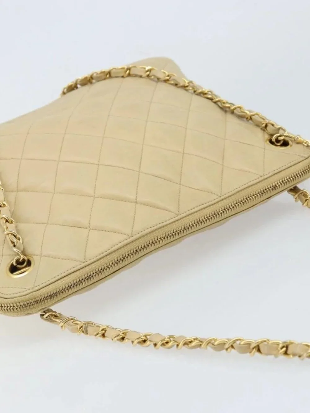CHANEL brand	chanel color	beige