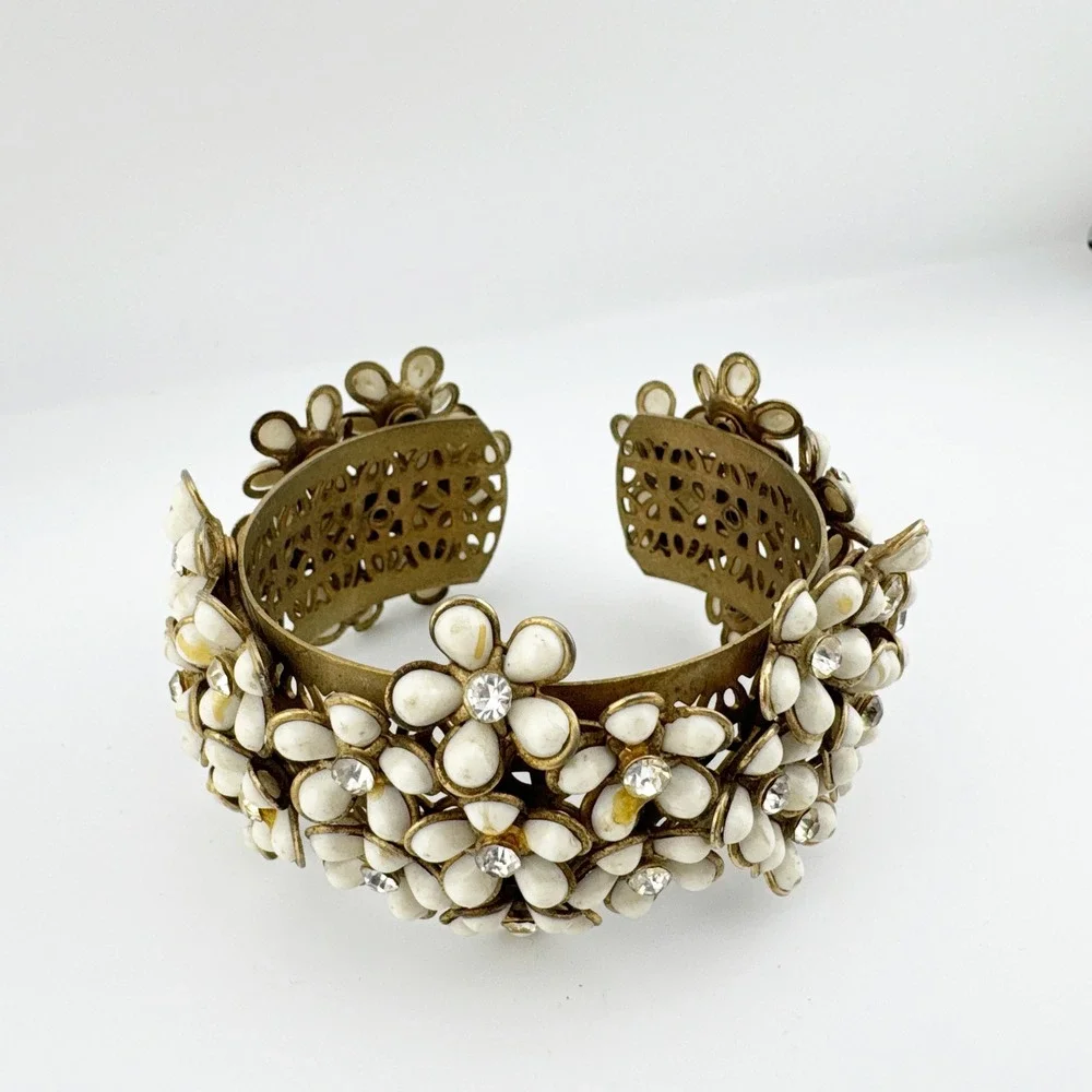 Vintage‎ Floral Rhinestone Cuff Bracelet White Enamel Flowers Gold Tone Bangle