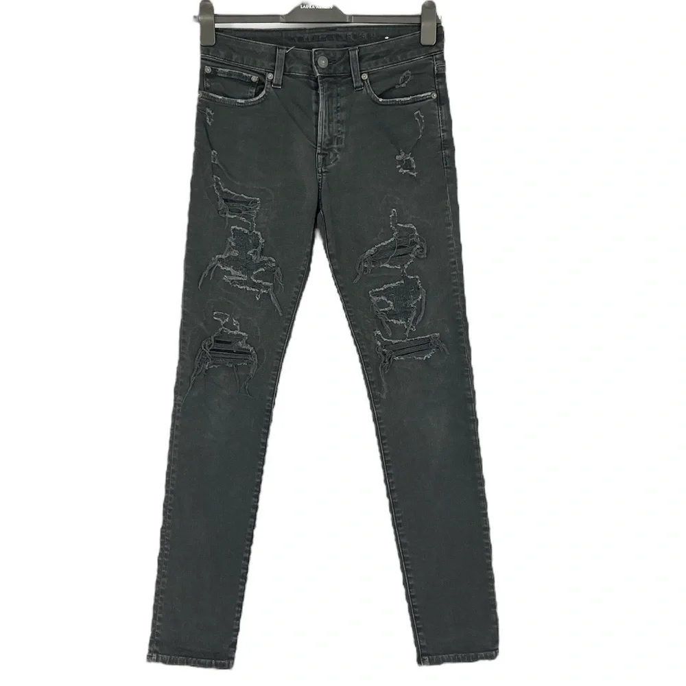 American Eagle distressed next level black jeans New
