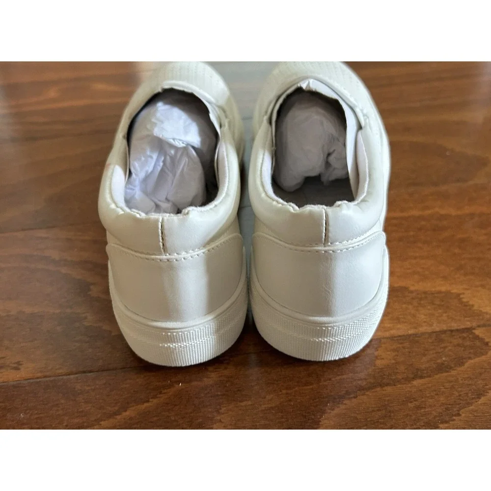 Soda flat women