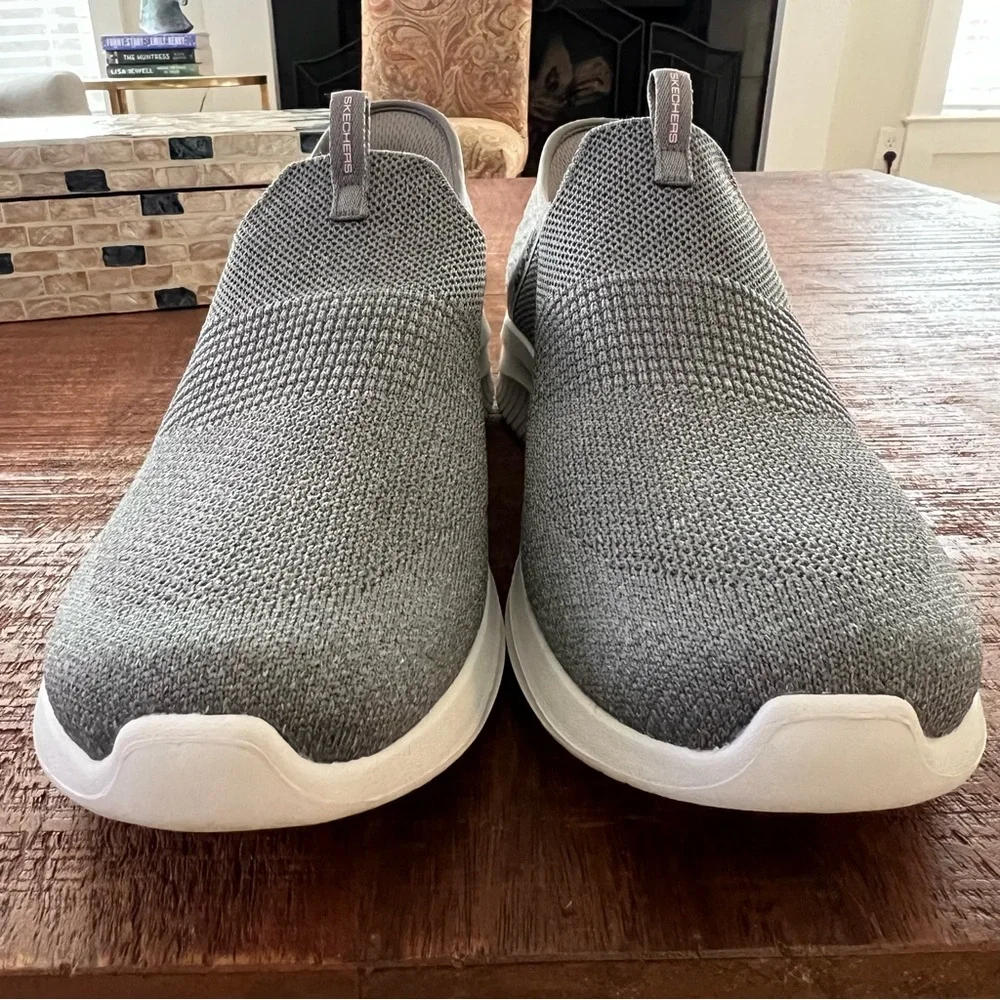 Skechers these pristine