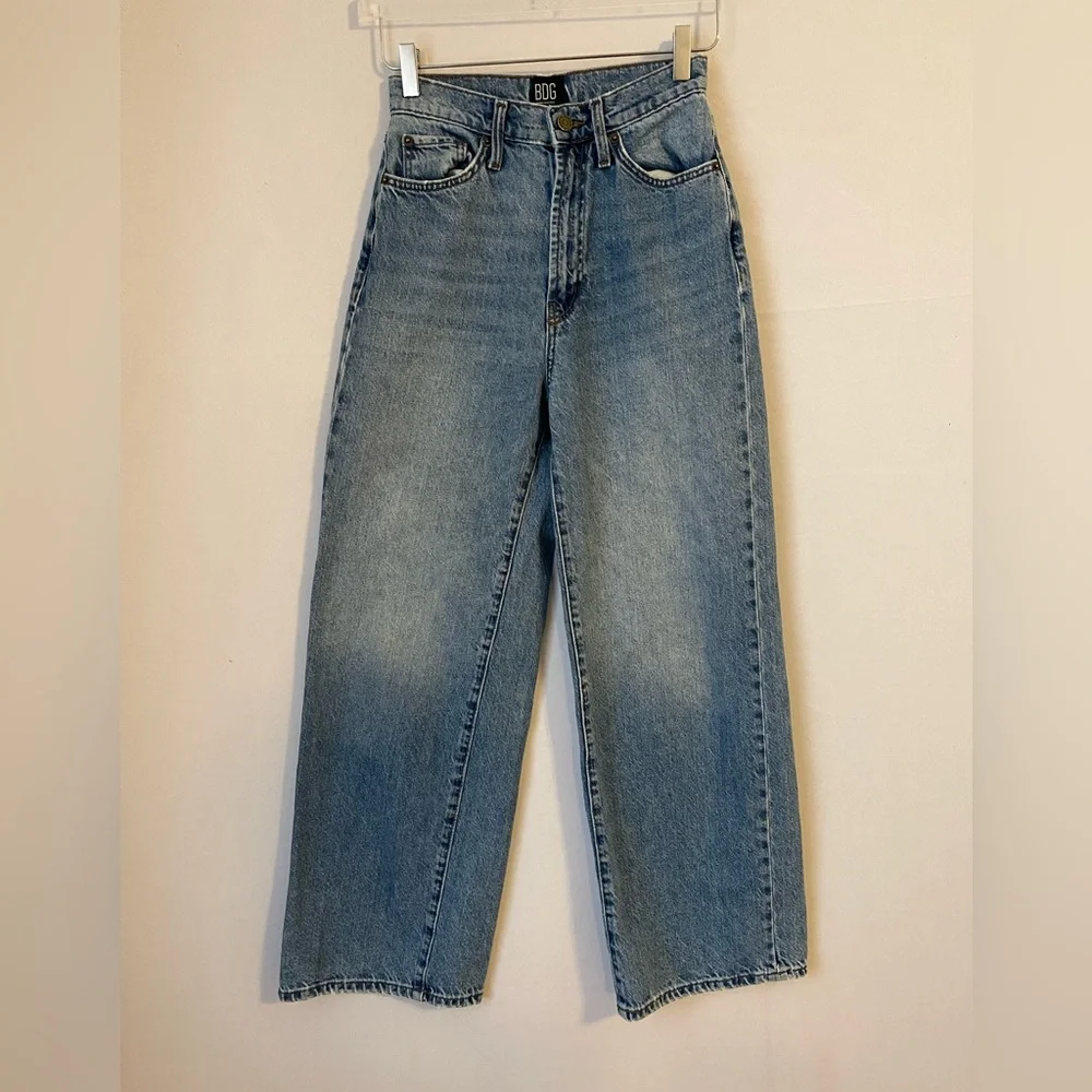 BDG High Rise Wide Leg Jeans 100% Cotton‎ 27