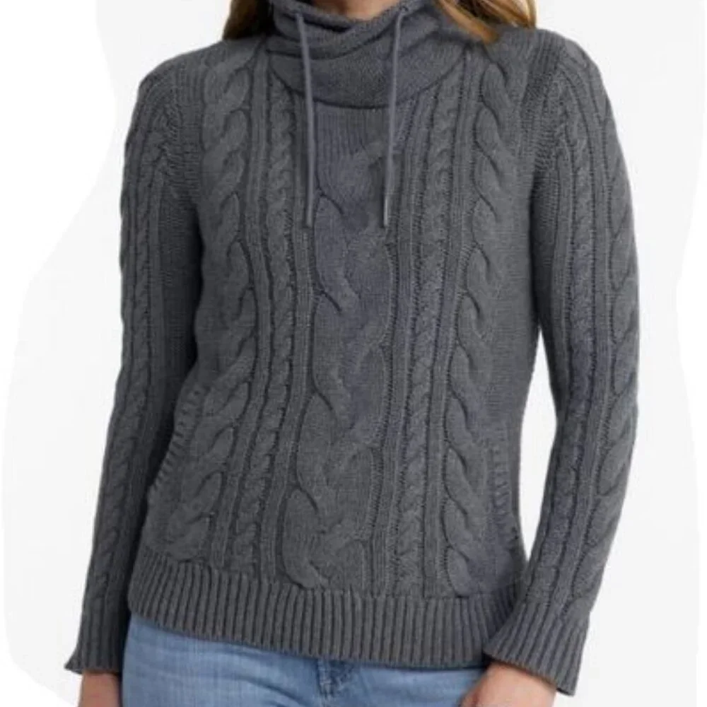 L.L. Bean double drawstring expertly