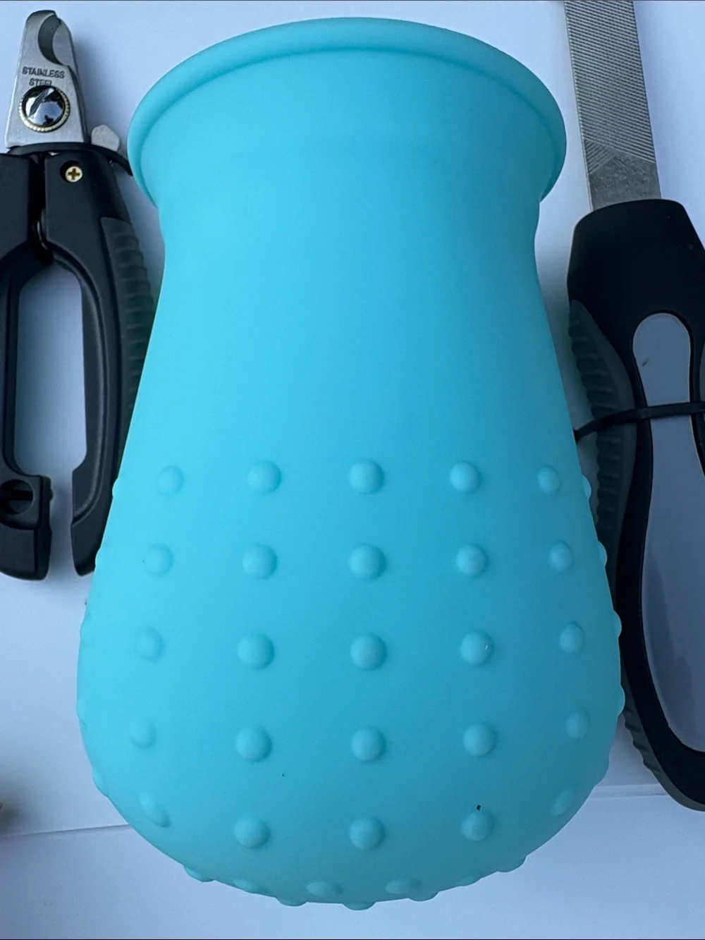 NWT Well & Good Pet On-The-Go Paw Cleaner Tool Kit for Small to Medium Dogs