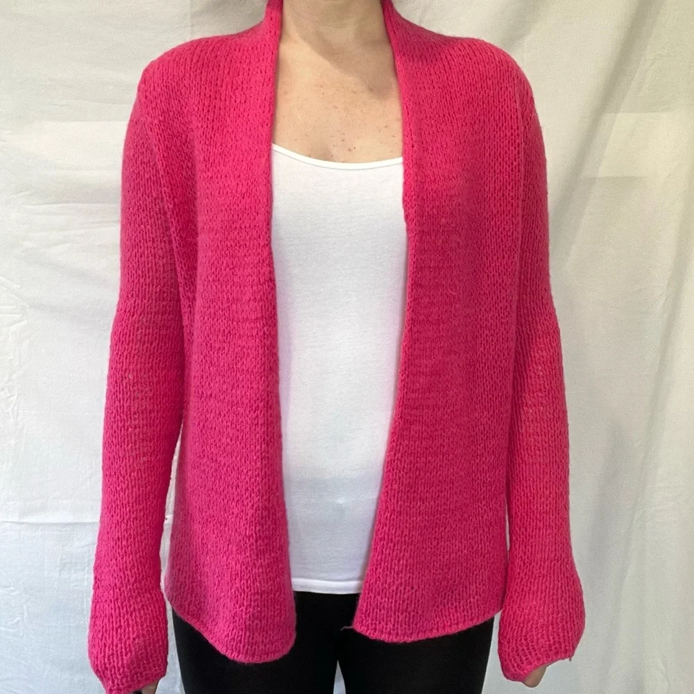 Hollister touch adds cardigan