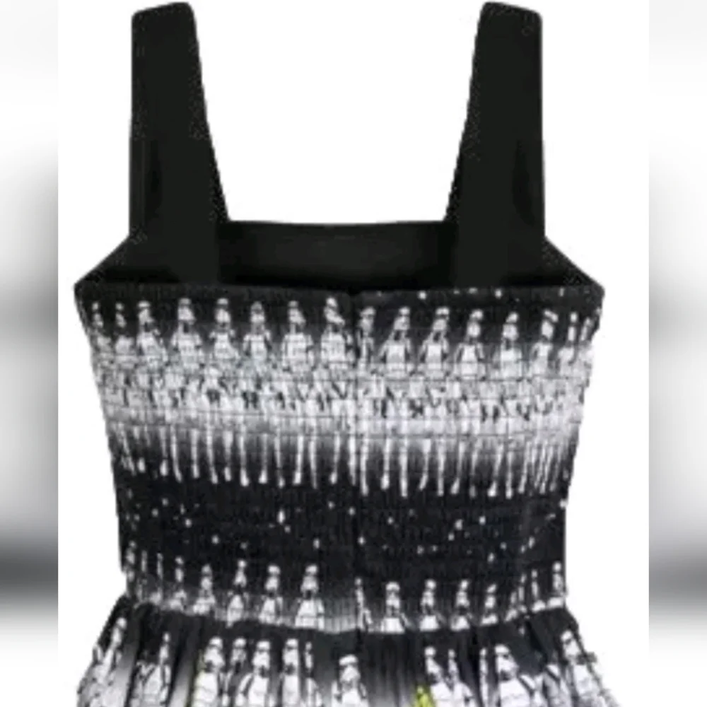 Disney d2 dress