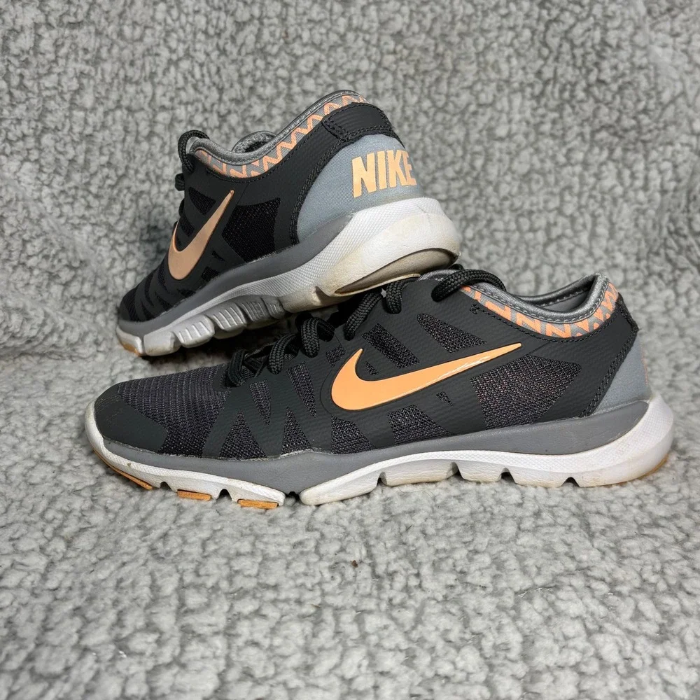 Nike free tr