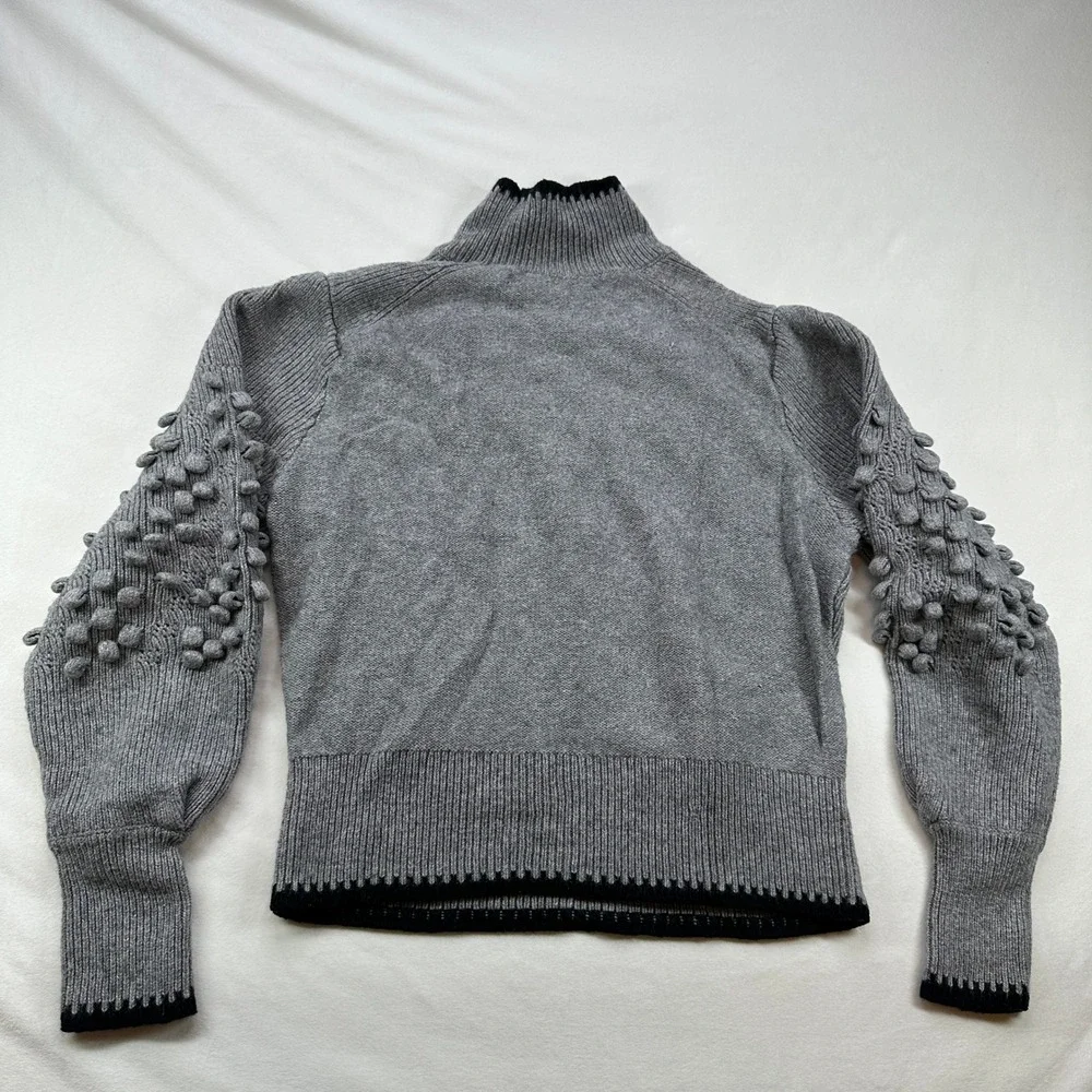 BCBGMaxAzria solid creates