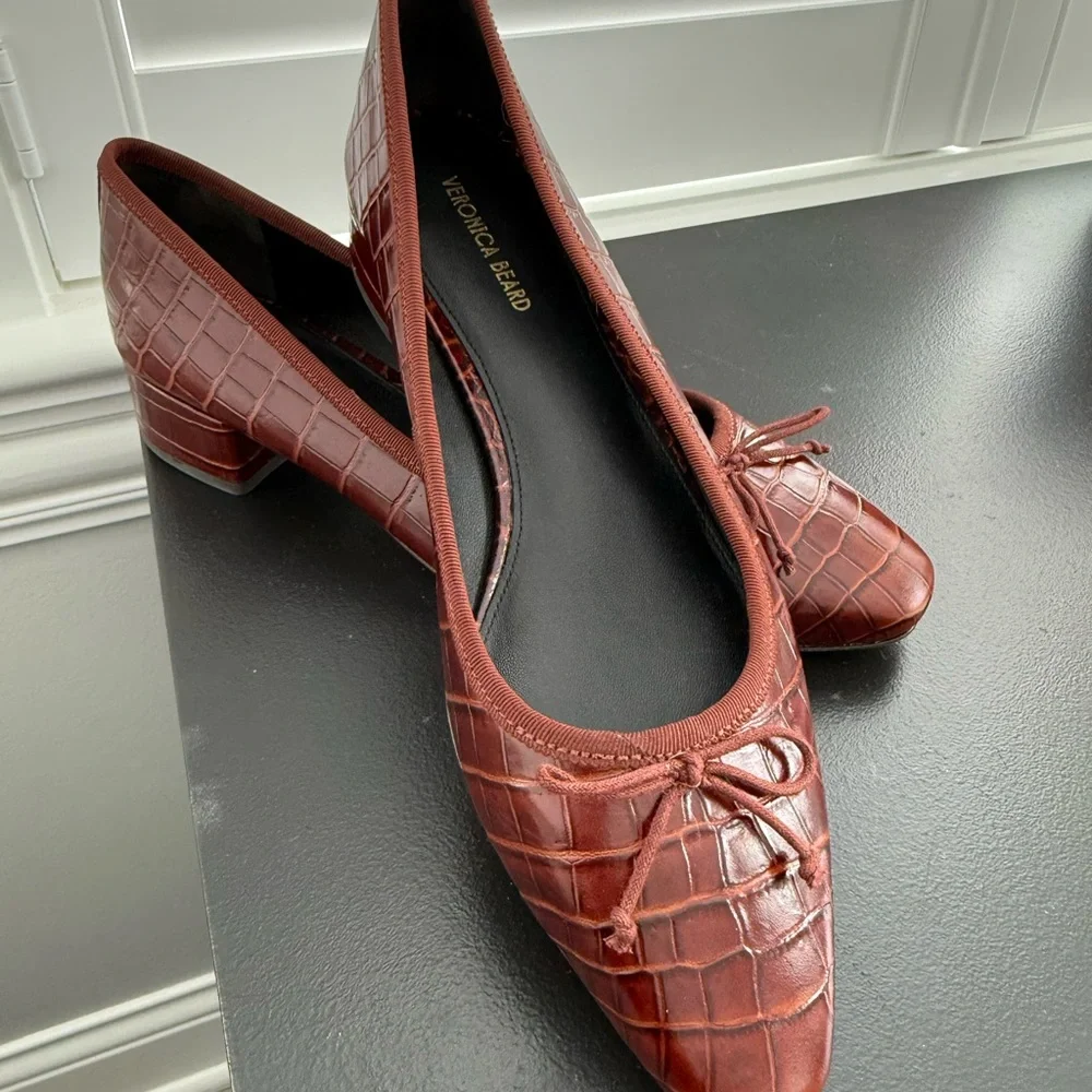 Veronica Beard NEW Cecile pumps size 8.5M