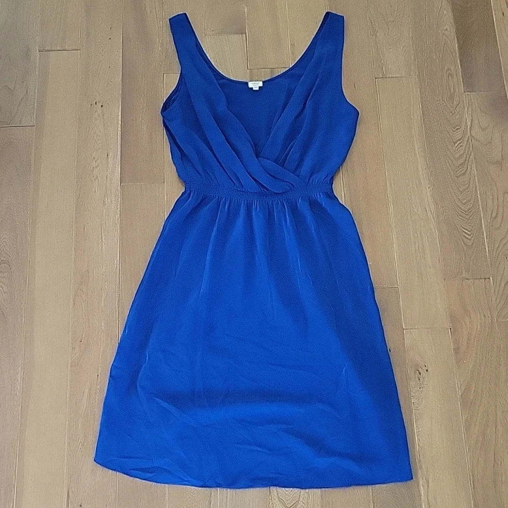 Wilfred Aritzia‎ Blue Silk Dress Mini Suplice Neckline XS
