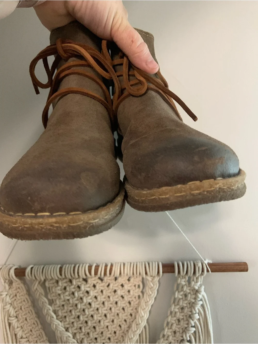 BORN Women’s Calyn Suede Leather Distressed Brown Ankle Lace Up Zip Boots 10