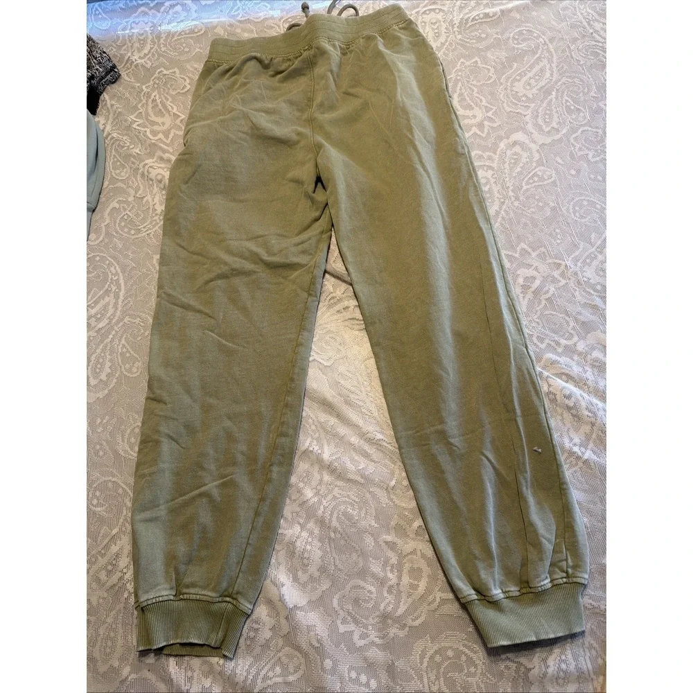 Love Connect **no shipping