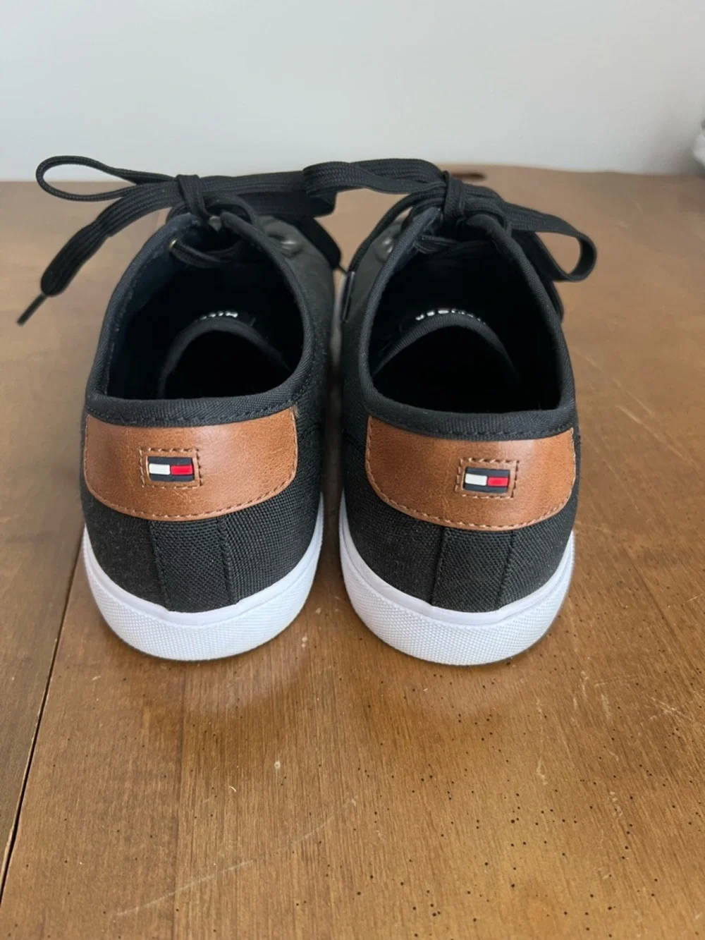 Tommy Hilfiger tommy hilfiger