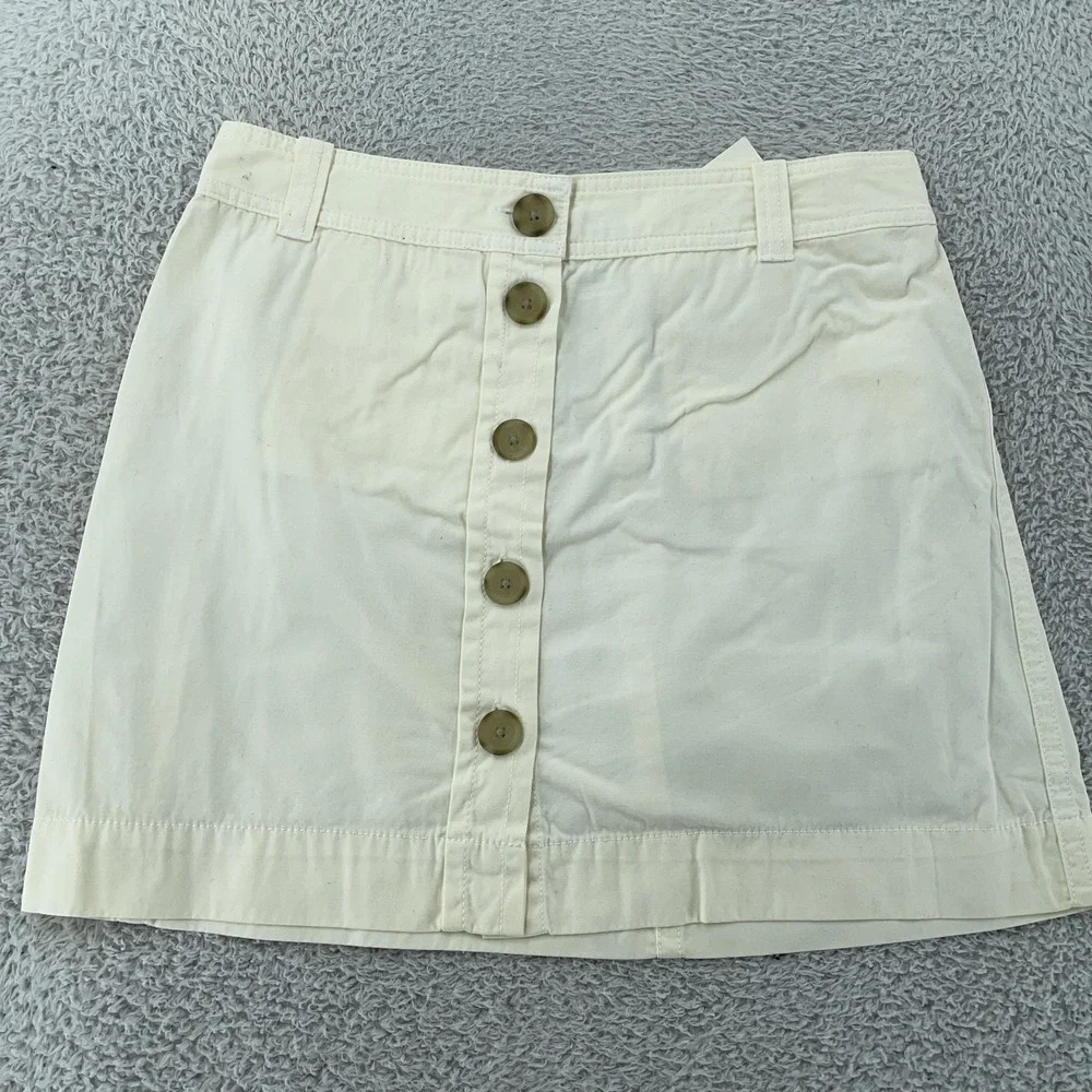 J.Crew Mini Skirt Womens 4 White Button Front Cotton Belt Loops Back Welt Casual