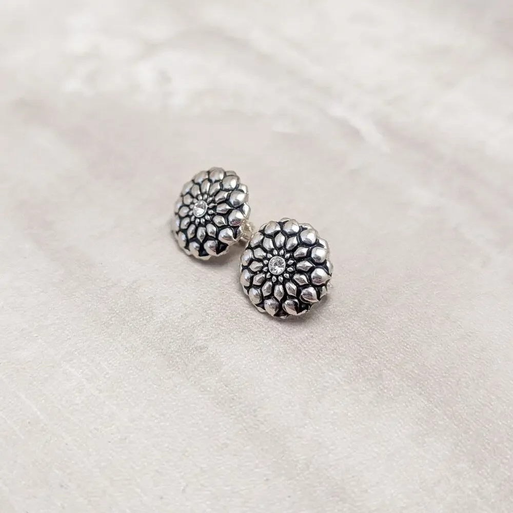 Vintage clip earrings