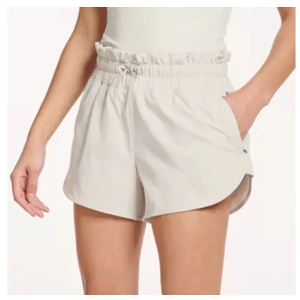 FLX paperbag waist shorts