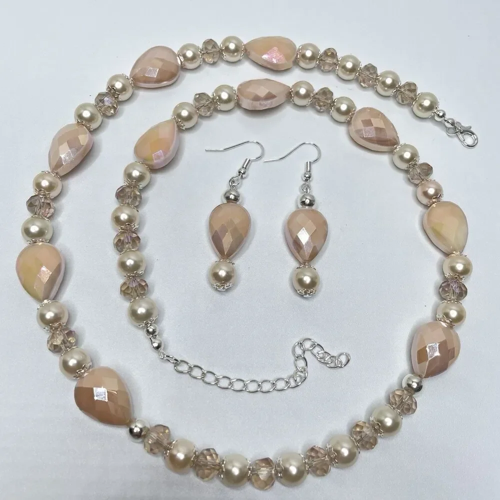 tiffclosetfinds artisan earrings