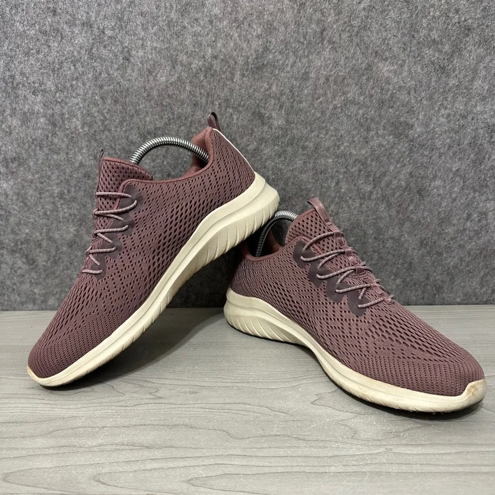 Skechers please see