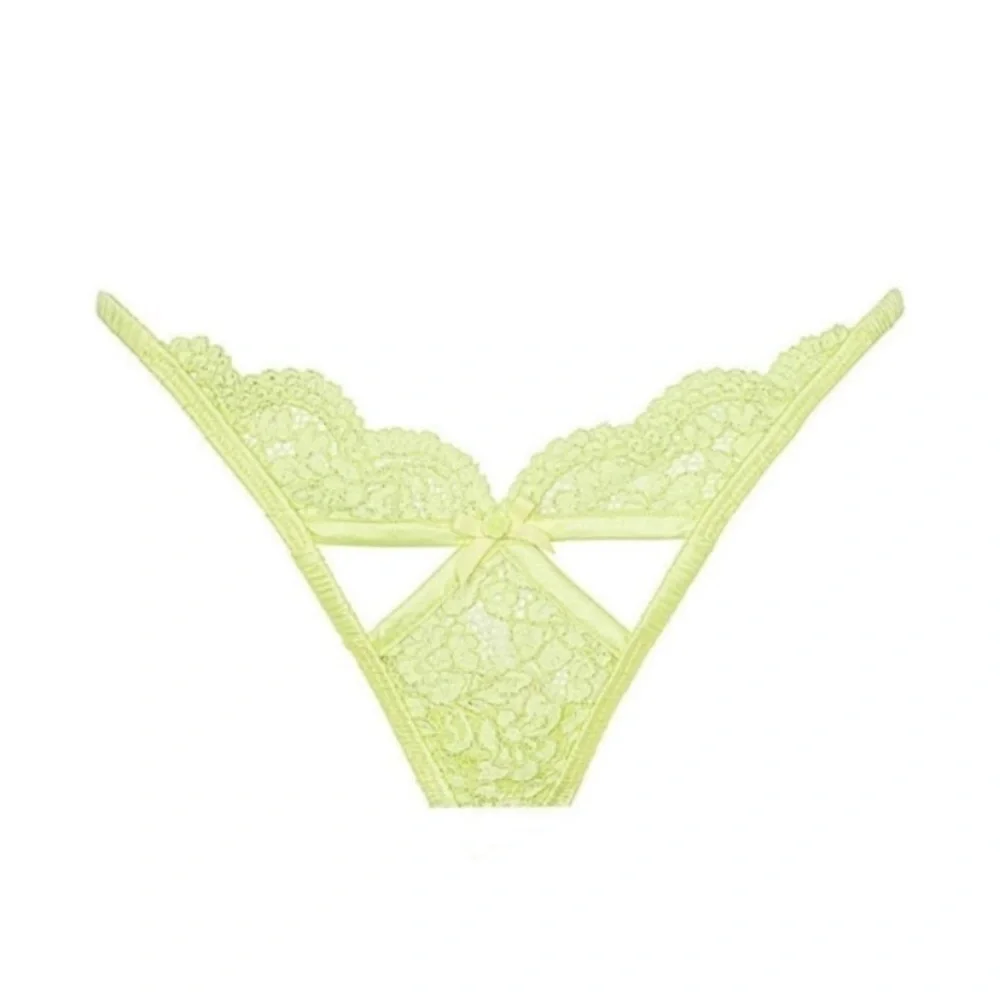 For Love And Lemons up bows love