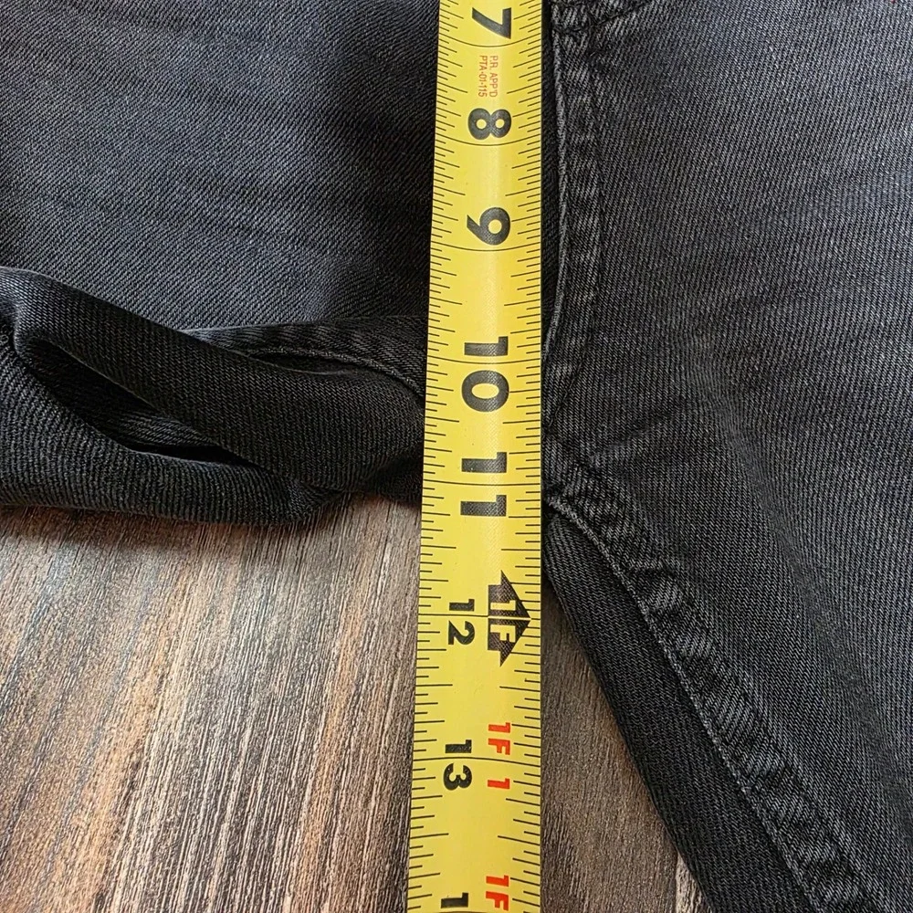 ZARA HW Slim Black Denim Straight Leg Cropped Raw Hem Jeans Women's Size 4‎