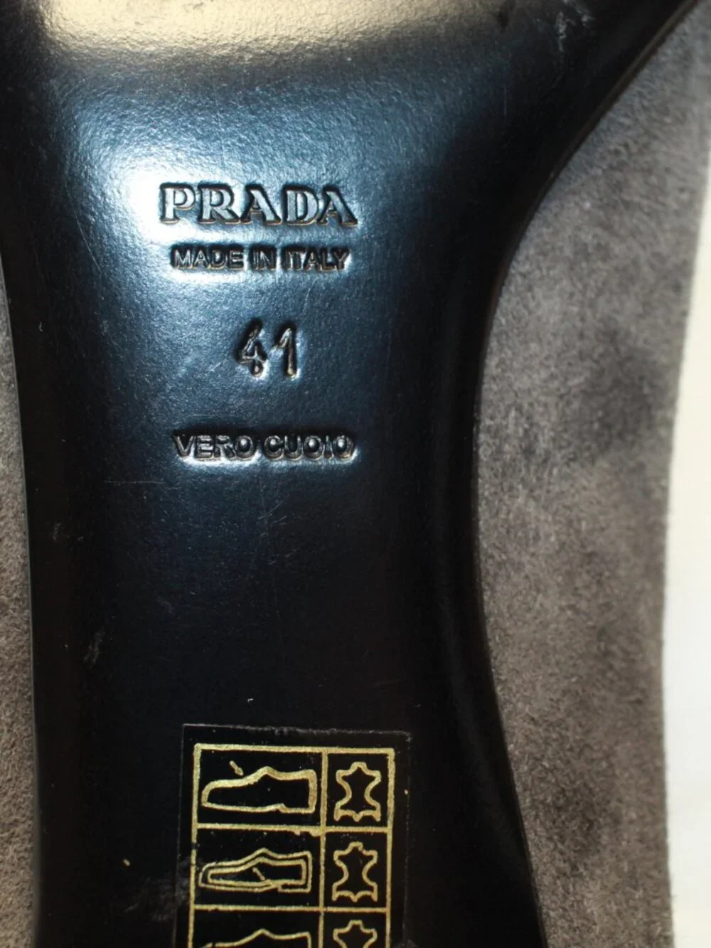 Prada size 10
