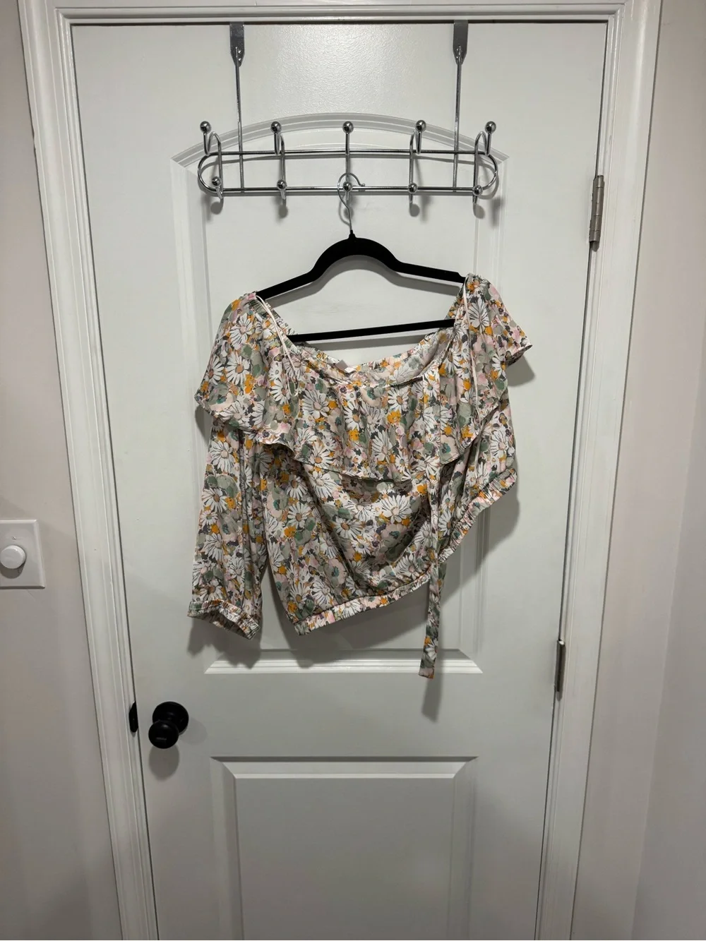 LC Lauren Conrad White Floral Off-Shoulder tie Top with Yellow Accents